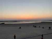Borkum Strandkörbe Sonnenuntergang