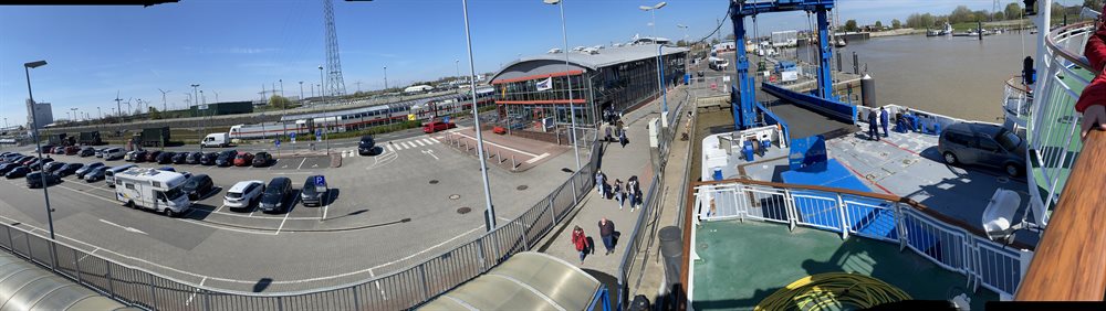 Hafen Borkum am Land