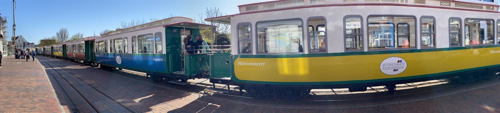 Inselbahn auf Borkum